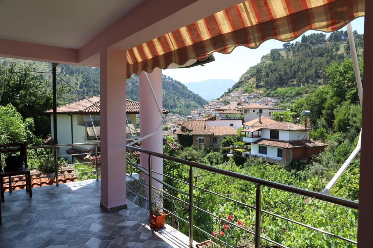 Guest House Bumbli Berat Exterior foto