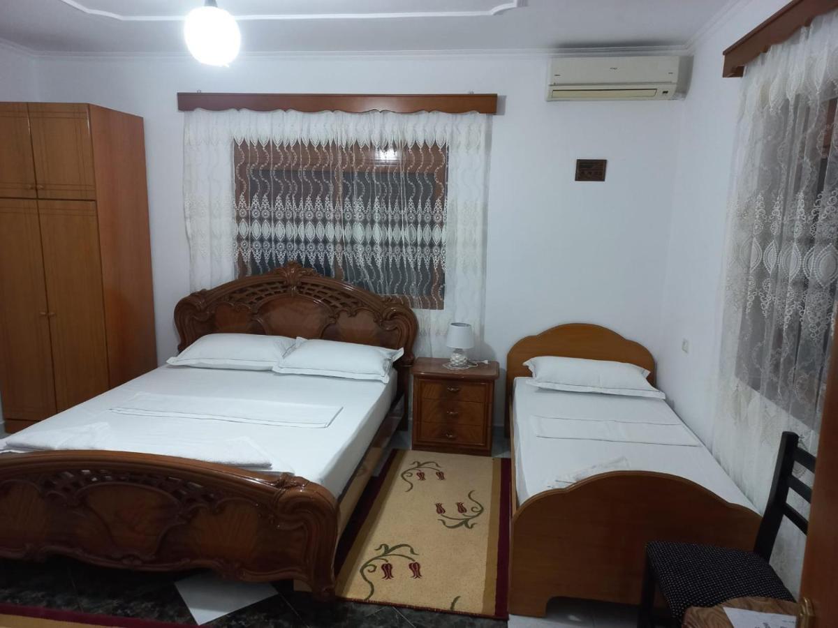 Guest House Bumbli Berat Cameră foto